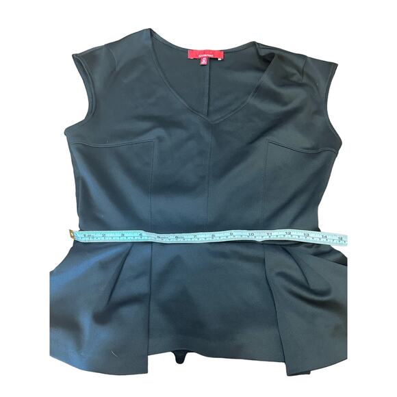 EUC Saks Fifth Avenue RED Label Black Peplum V-Neck Scuba Faux Leather Top Large - Picture 4 of 7